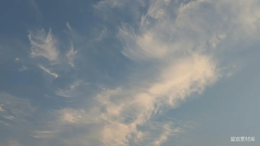 高清摄影 天空 自然 宁静 云朵 户外 蓝天白云下的宁静