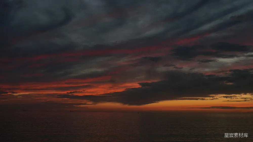 高清摄影 日落 海洋 自然风光 宁静 戏剧性 夕阳下的海洋