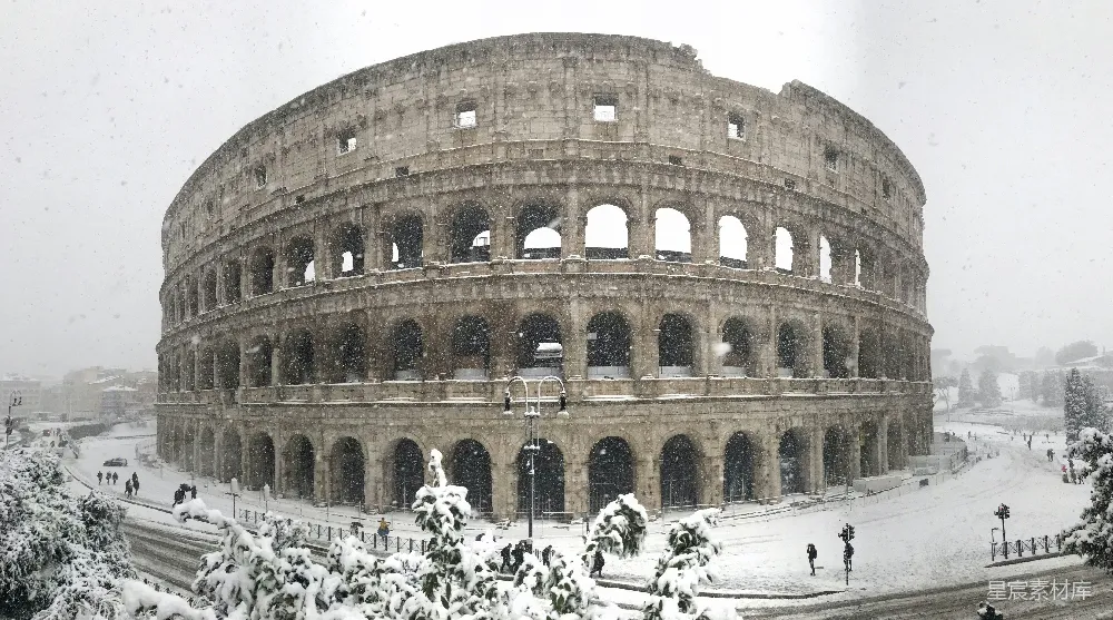高清摄影 罗马斗兽场 雪景 历史建筑 旅游景点 冬季 雪中罗马斗兽场