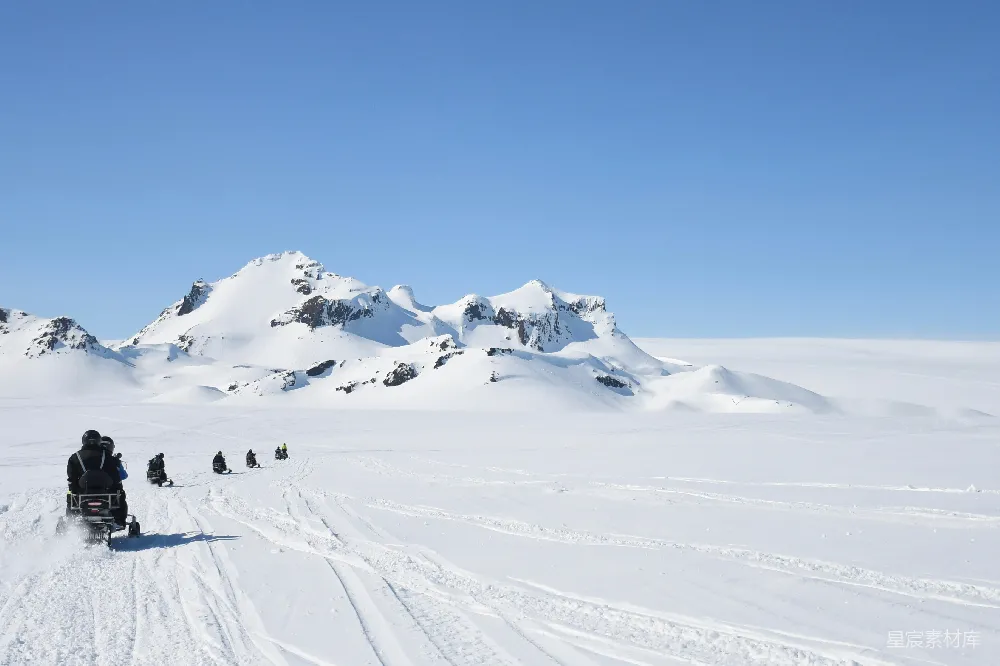 高清摄影 雪地摩托 冬季运动 自然风光 户外探险 极地冒险 雪地摩托探险之旅