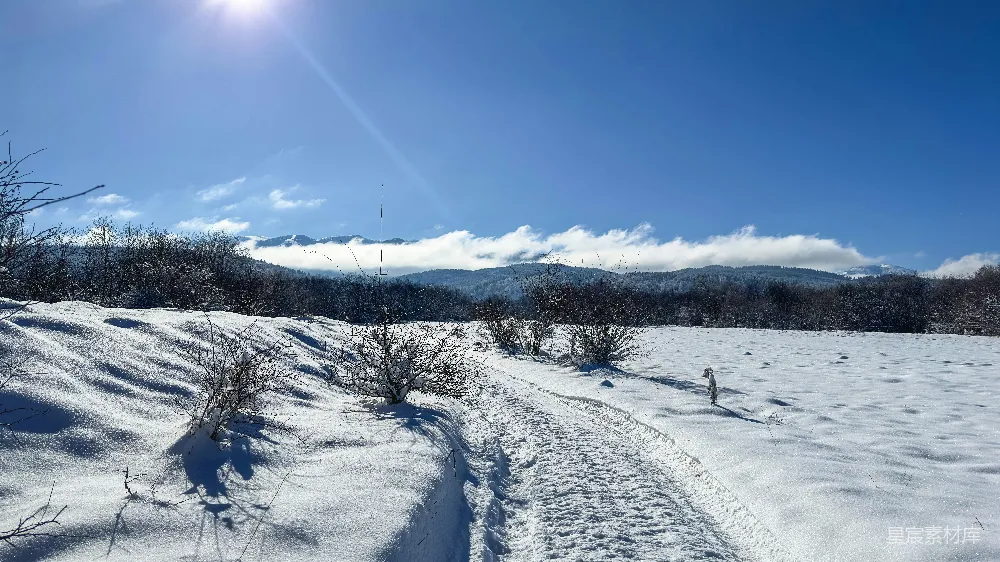 高清摄影 冬季 自然风光 雪景 户外 宁静 冬日山间雪景