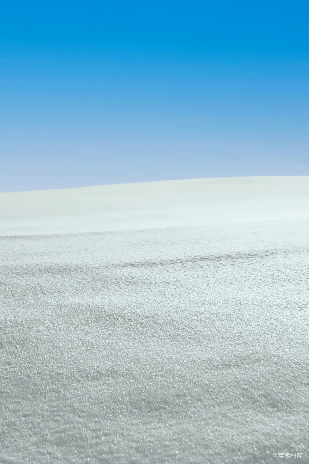 高清摄影 雪地 纯净 自然 冬季 宁静 纯净的雪地