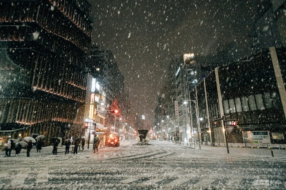高清摄影 雪景 城市 夜晚 冬季 街道 冬夜雪景中的城市街道