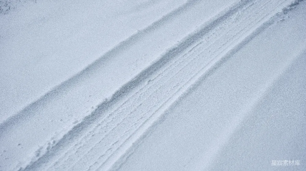 高清摄影 雪地 车辙 自然 冬季 户外 雪地车辙