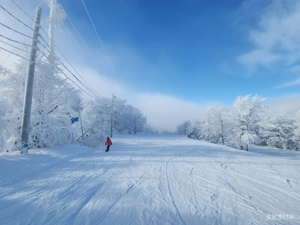 高清摄影 冬季 滑雪 户外活动 自然风光 雪景 冬日滑雪场