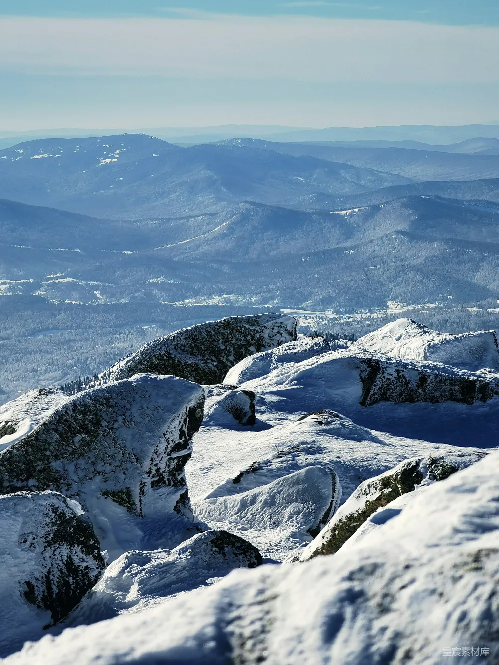 高清摄影 雪山 自然风光 冬季 户外 风景 雪山之巅的壮丽景色