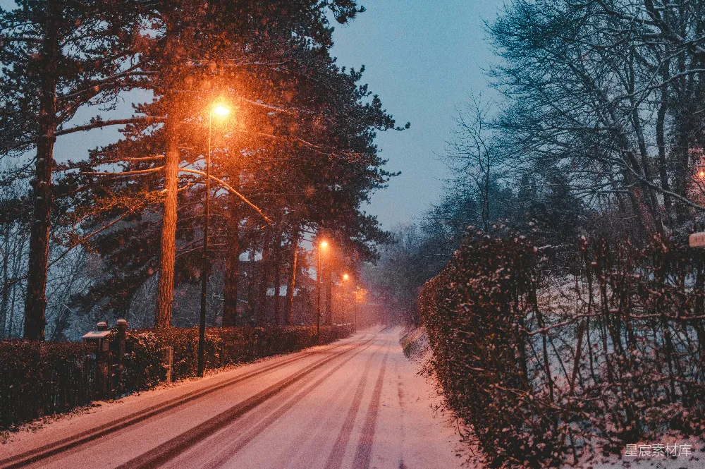 高清摄影 冬夜 雪景 灯光 自然 风景 冬夜雪景中的灯光
