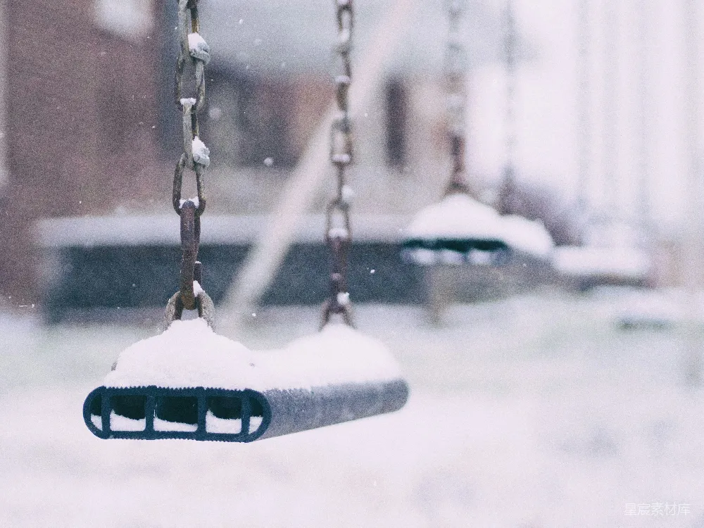 高清摄影 秋千 雪景 静谧 冬季 户外 雪中的秋千