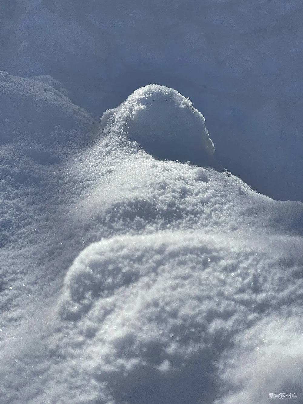 高清摄影 雪景 自然风光 冬季 户外 艺术 雪地上的艺术轮廓