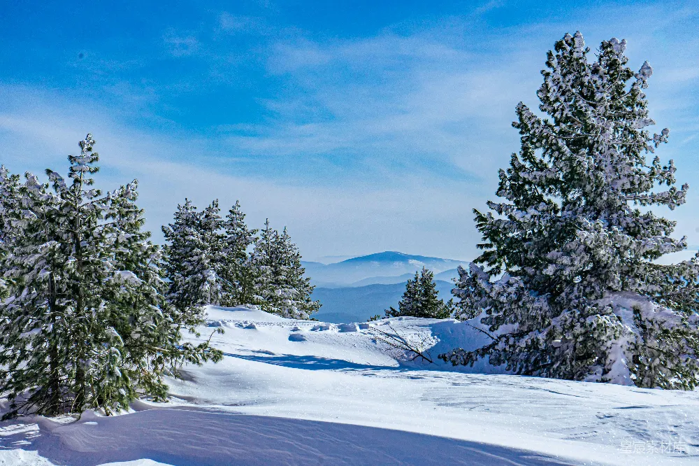 高清摄影 雪景 自然风光 冬日 户外 风景 雪后的山景