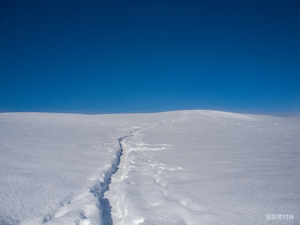 高清摄影 雪地 裂缝 自然风光 冬季 户外 雪地裂缝