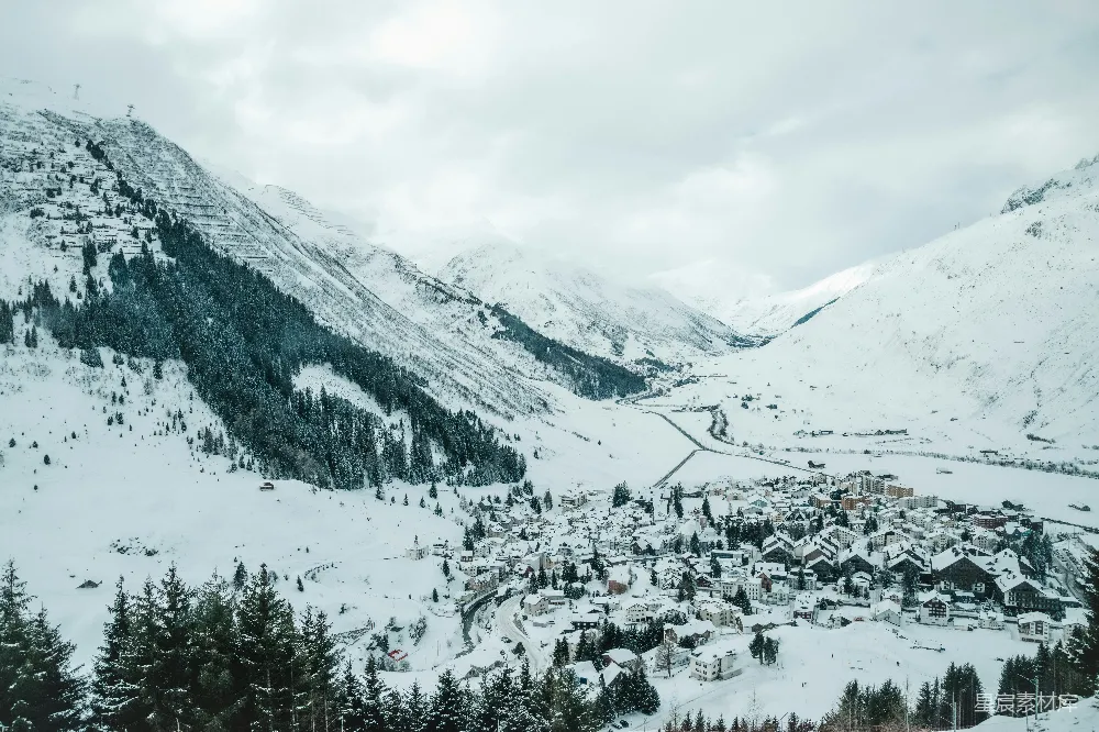 高清摄影 雪景 山地 小镇 冬季 自然风光 雪景中的小镇