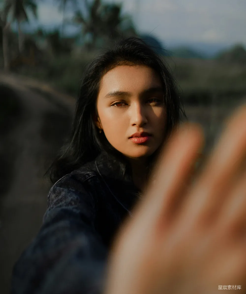 高清摄影 自然光 户外 自拍 人物 风景 自然光下的户外自拍