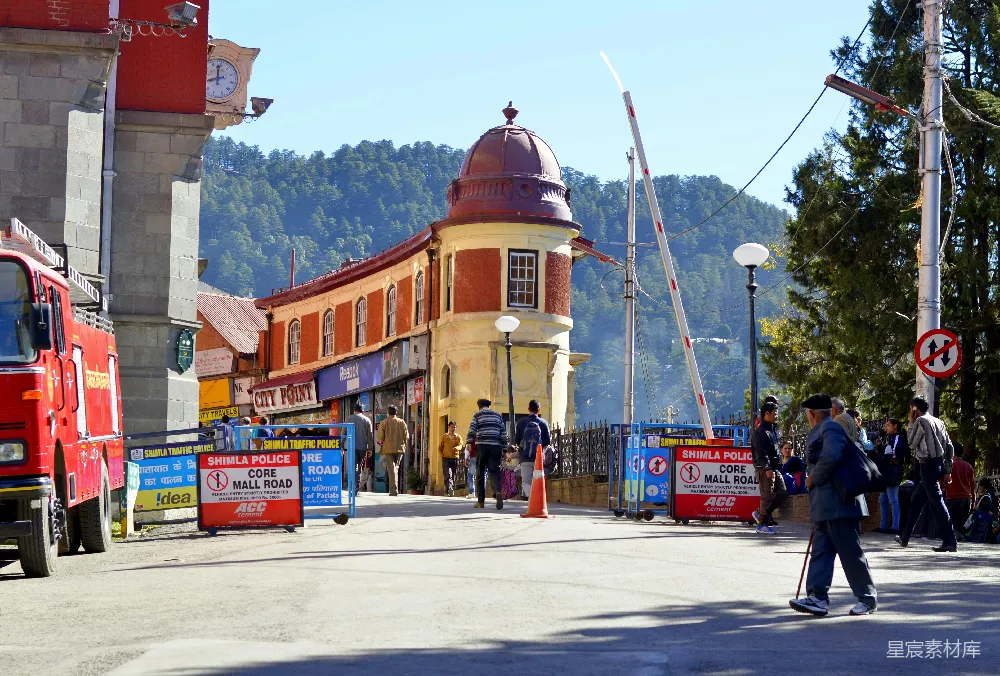 高清摄影 城市景观 日常生活 建筑 户外 街道 山城的街头生活