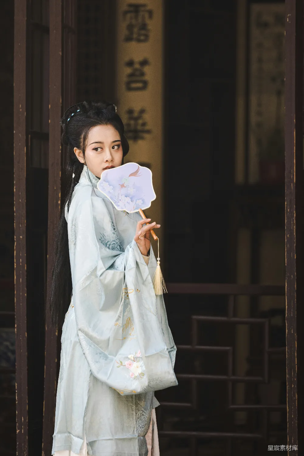 高清摄影 古典服饰 古风 传统美学 扇子 古典美人 古典美人的扇子时光