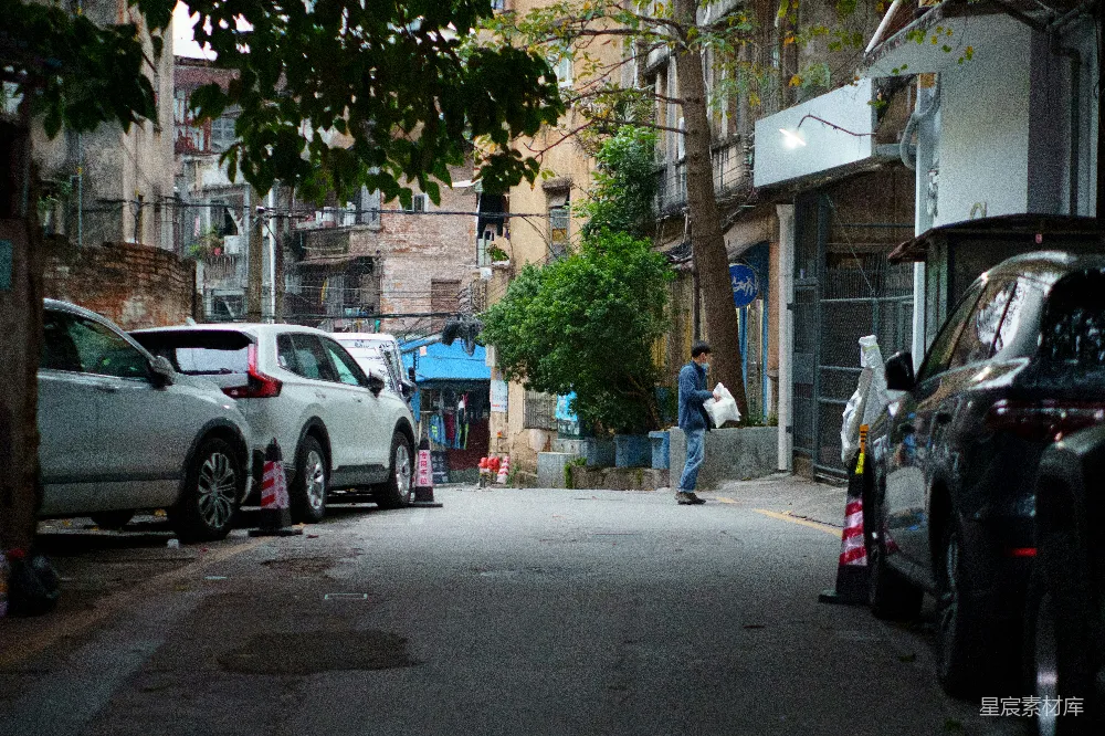 高清摄影 城市 生活 行人 街道 住宅 街角的日常