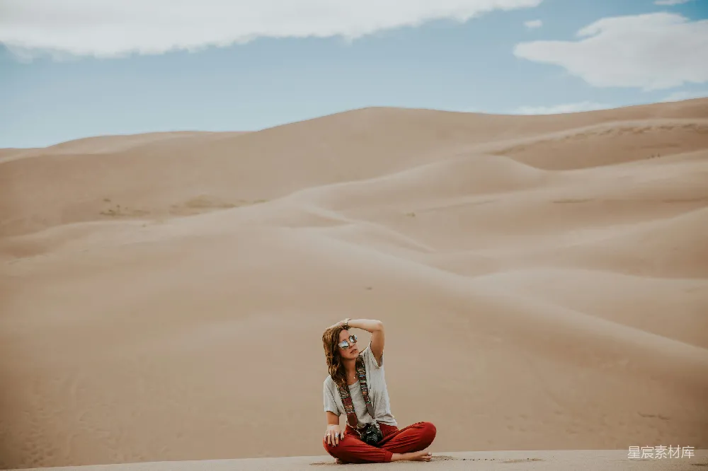 高清摄影 沙漠 旅行 自然 孤独 自由 沙漠中的独行者