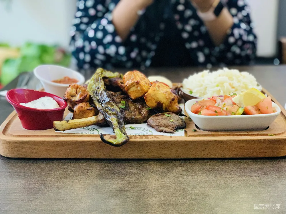 高清摄影 地中海美食 烤肉 地中海风味 美食 餐厅美食 地中海风味烤肉拼盘