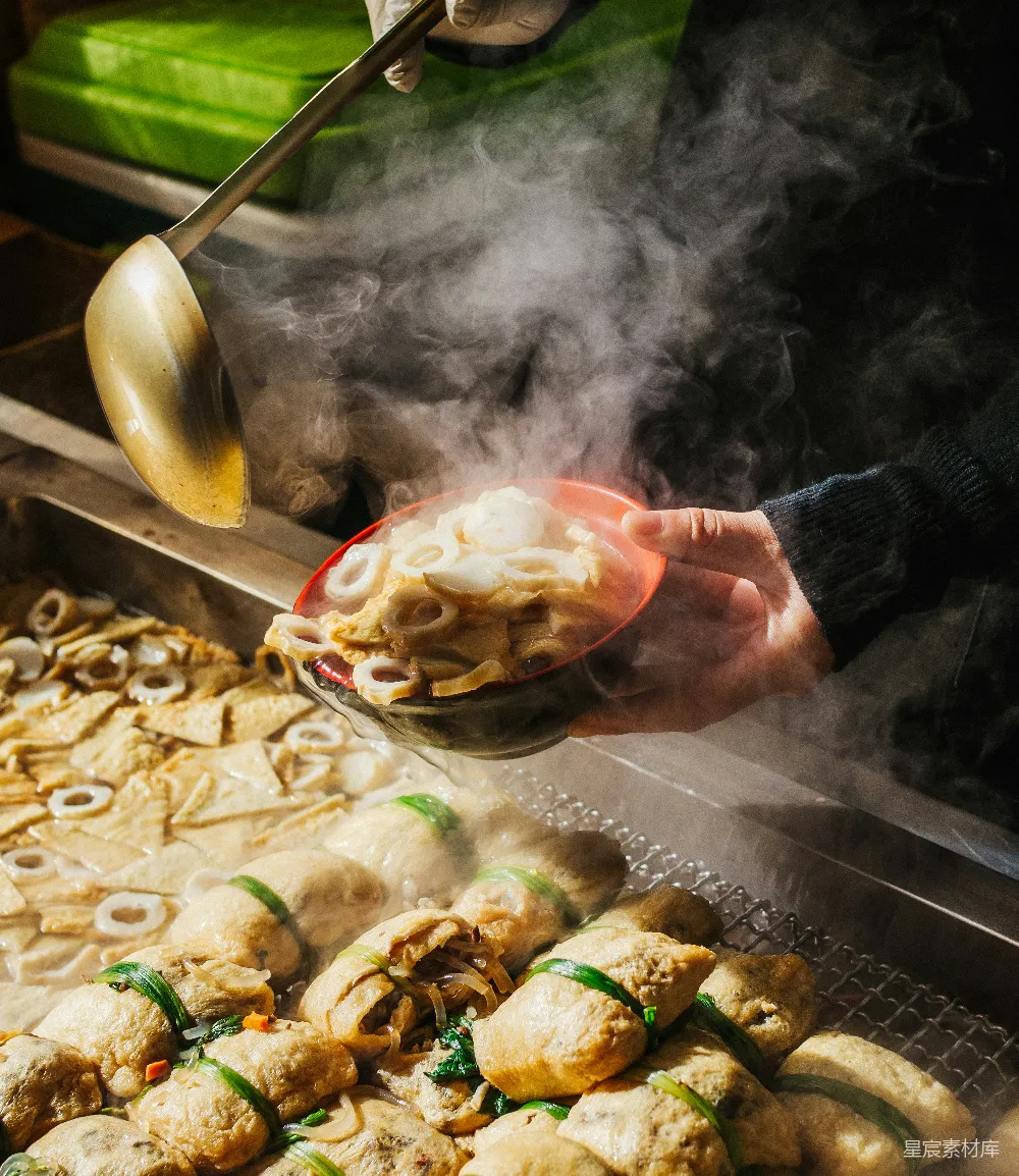 高清摄影 食物 街边小吃 蒸汽 热食 夜市 热腾腾的街头小吃