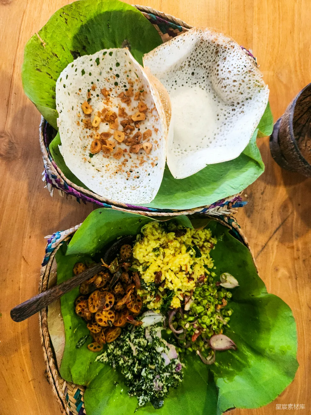 高清摄影 泰国菜 传统美食 莲蓬米 煎饼 东南亚 传统泰式美食：莲蓬米和煎饼