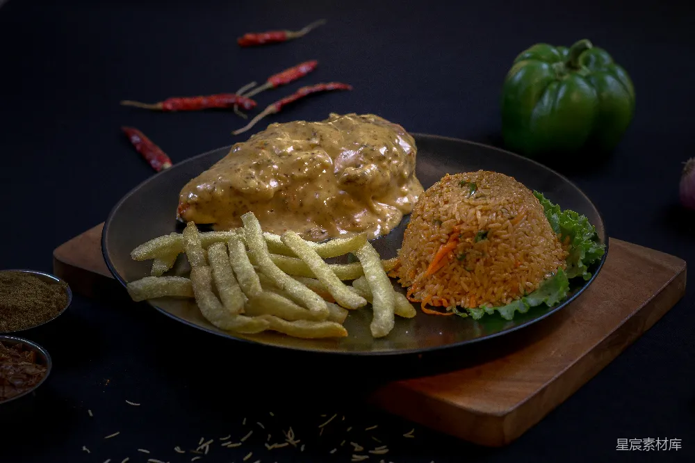 高清摄影 美食 西式快餐 美味佳肴 家常菜 香辣鸡肉饭配薯条