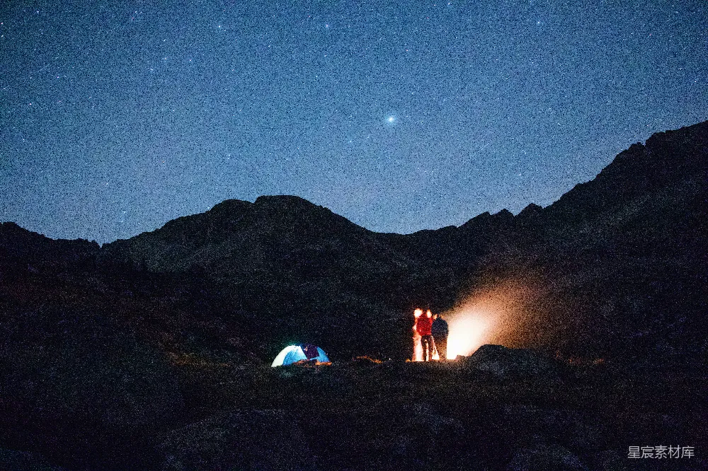 高清摄影 露营 星空 自然 户外 夜晚 星空下的露营时光
