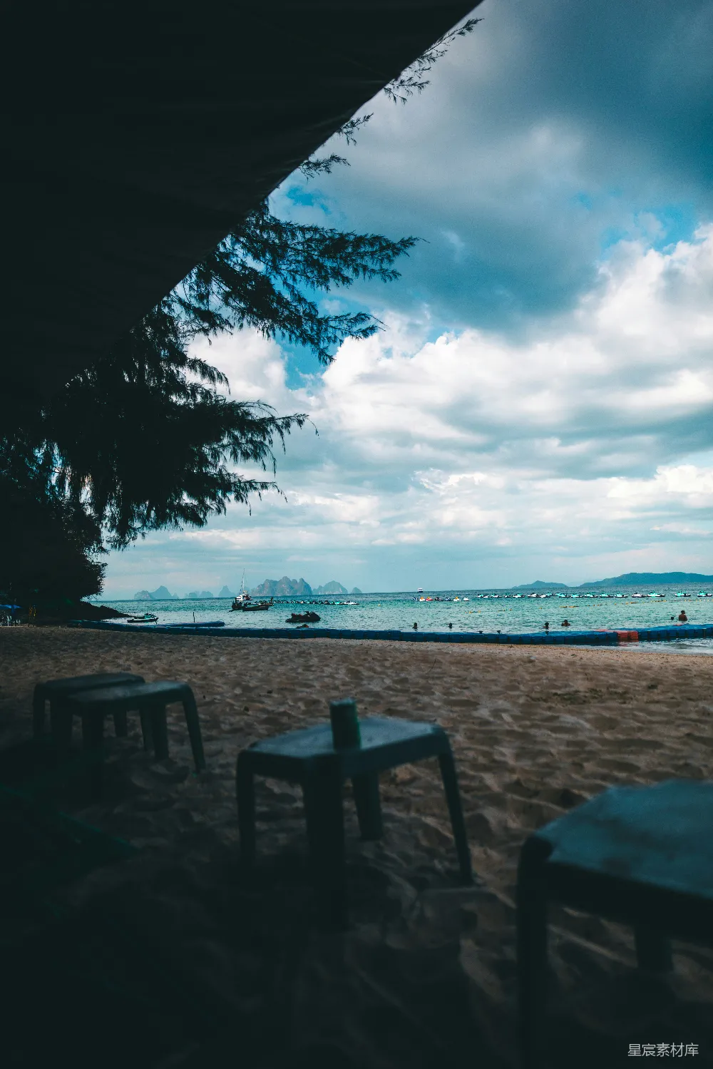 高清摄影 海滩 宁静 自然 休闲 风景 海边的宁静时光