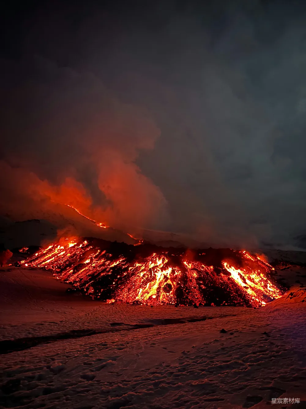 高清摄影 火山 夜景 自然 壮观 地质 火山爆发夜景