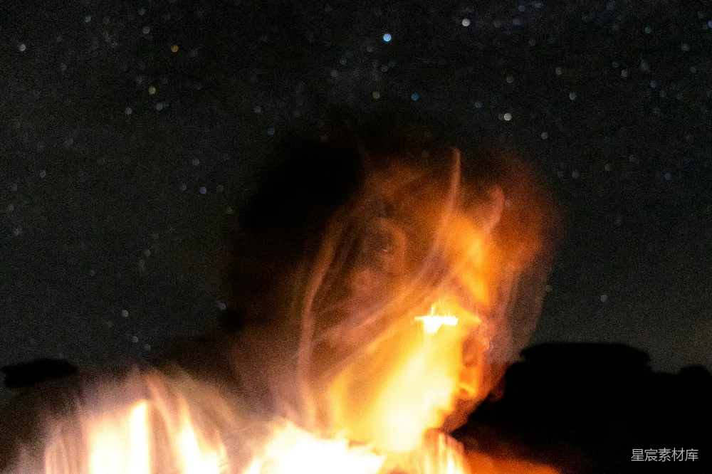 高清摄影 篝火 夜景 自然 温暖 户外 夜空下的篝火