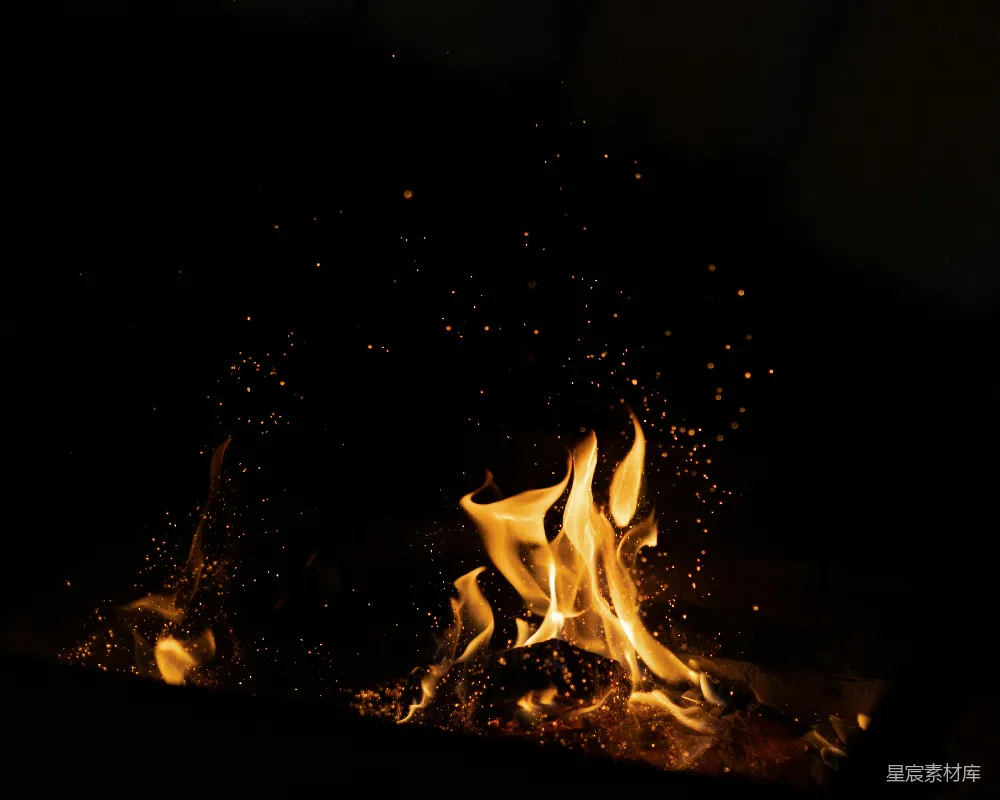高清摄影 火光 夜景 温暖 篝火 户外 夜幕下的篝火