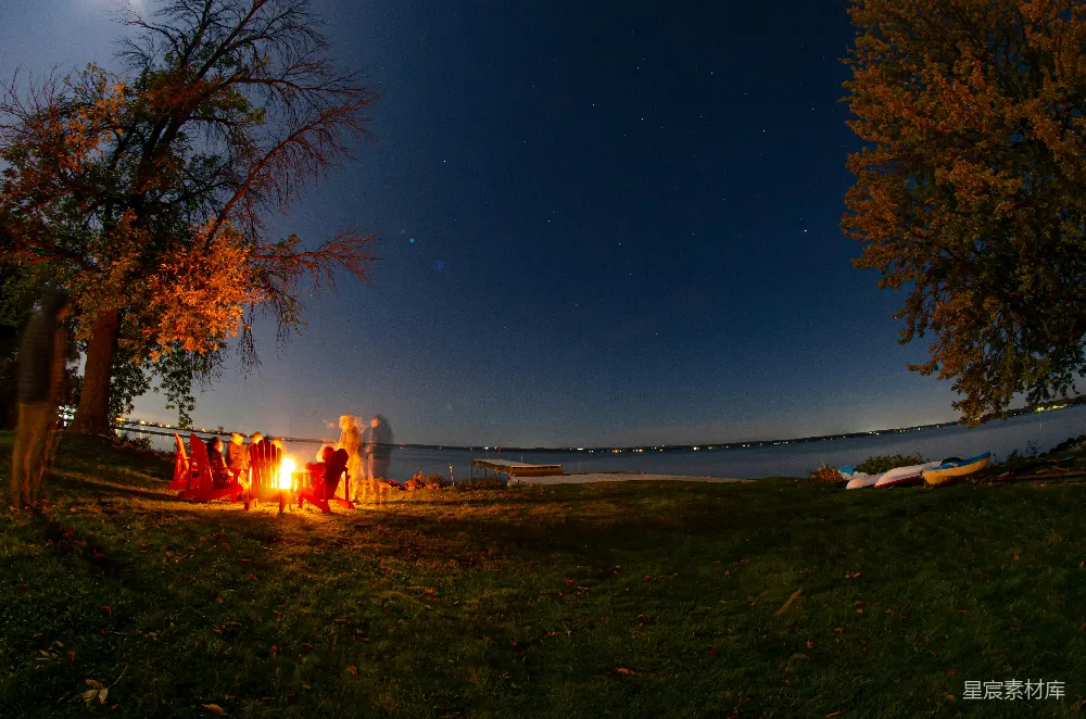 高清摄影 夜景 篝火 湖边 自然 放松 湖畔篝火夜景
