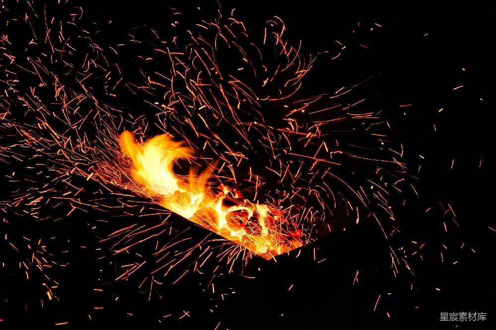 高清摄影 火花 夜景 自然美 动态效果 户外活动 夜空中的火花