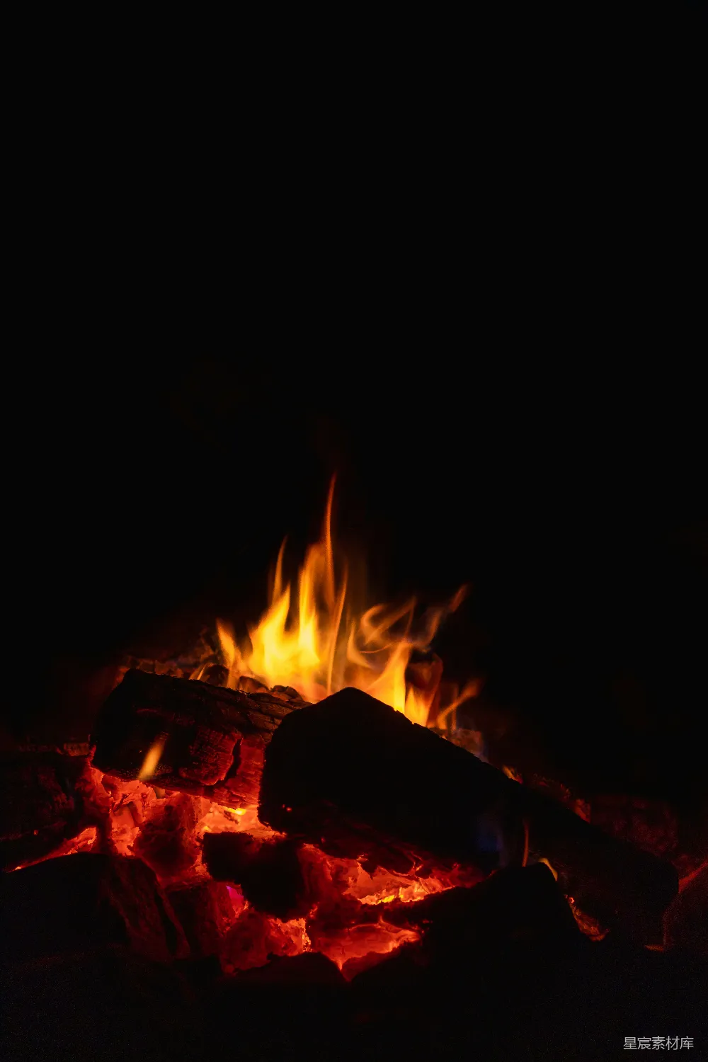 高清摄影 火光 夜晚 温暖 自然 放松 温暖的营火