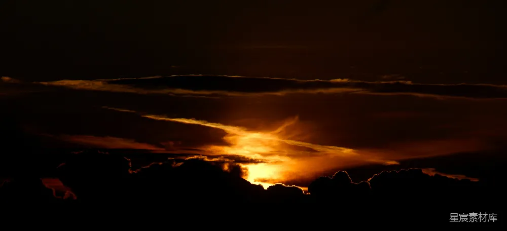 高清摄影 夕阳 云层 自然风光 宁静 日落 夕阳余晖