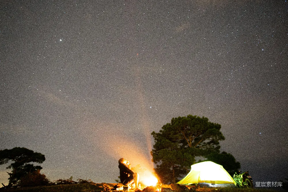 高清摄影 露营 夜景 星空 自然 户外 夜空下的露营