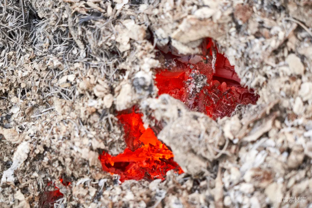 高清摄影 火山岩浆 裂缝 自然景观 地质现象 高温 火山岩浆的炽热裂缝