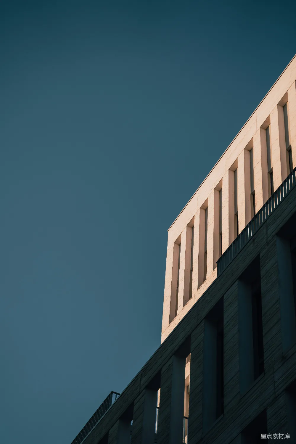 高清摄影 建筑 现代 简约 城市 天空 现代建筑的简洁线条