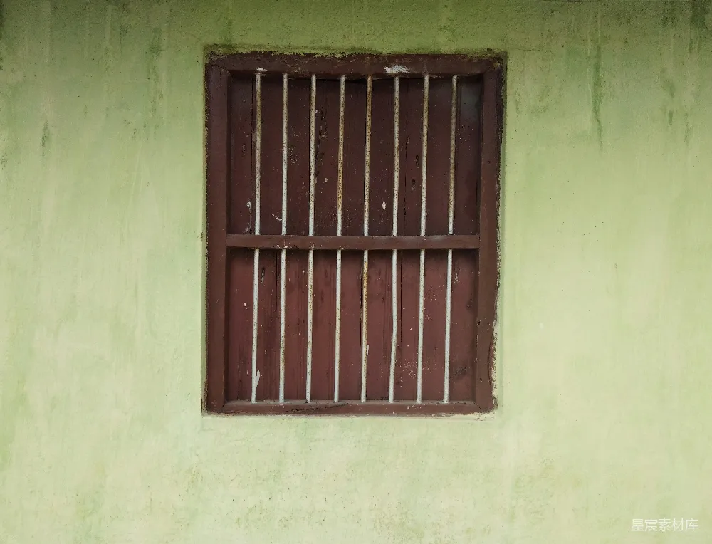 高清摄影 窗户 铁栅栏 绿色墙面 建筑元素 复古风格 绿色墙面的铁窗