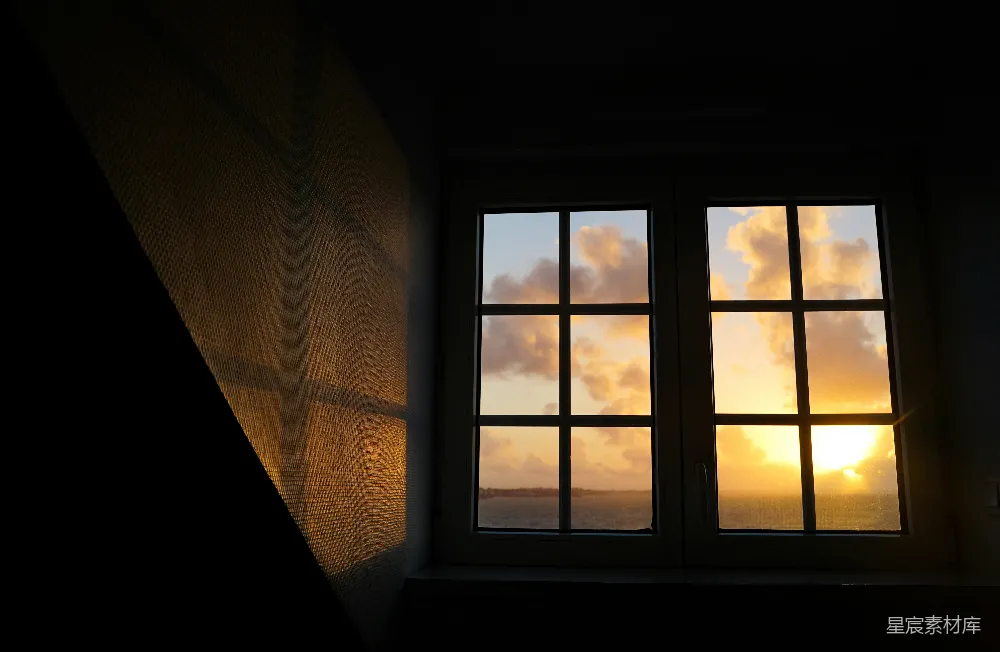高清摄影 窗户 夕阳 风景 宁静 自然 窗外的夕阳