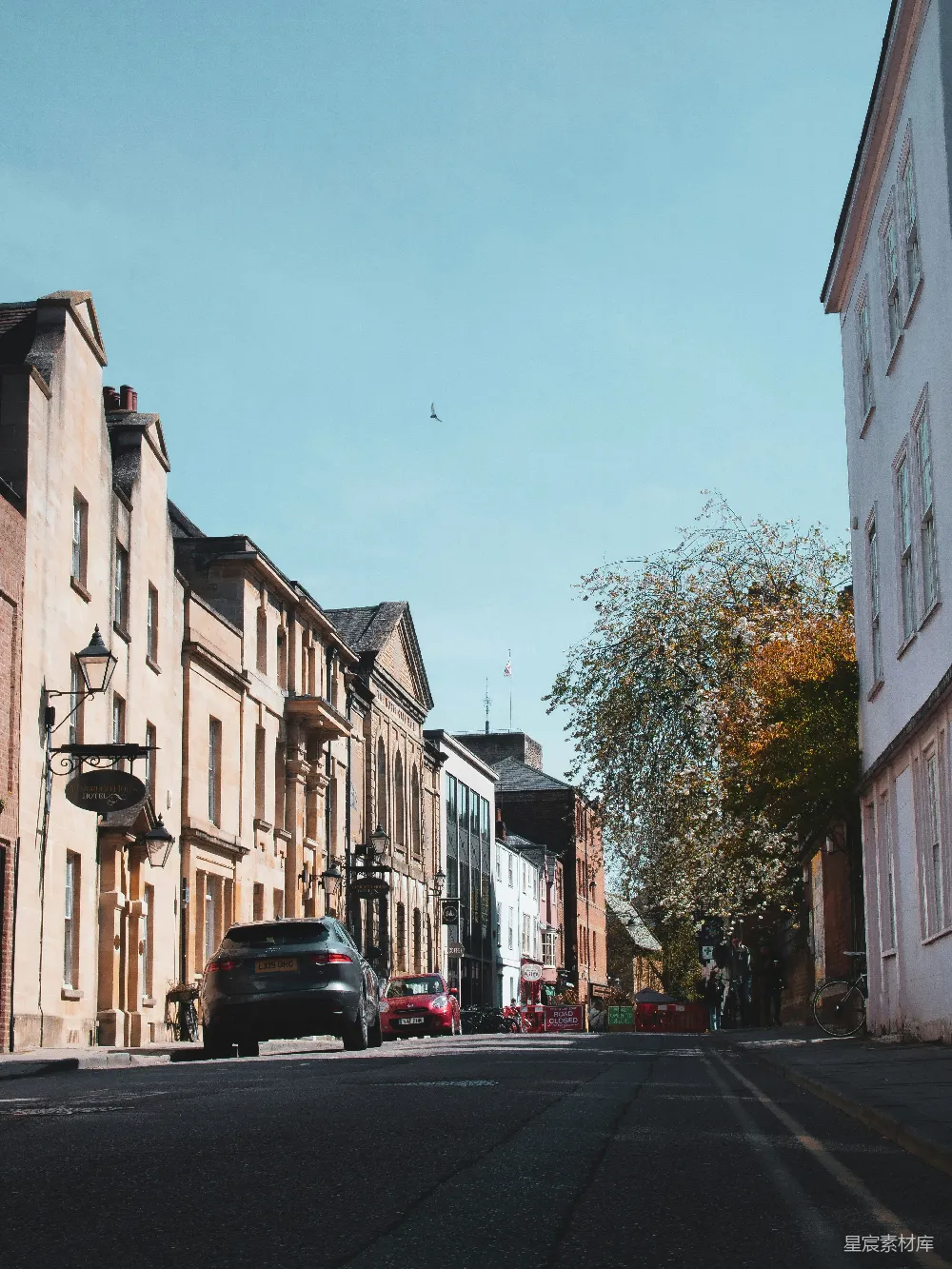 高清摄影 英国 小镇 街道 建筑 自然 宁静的英国小镇街景