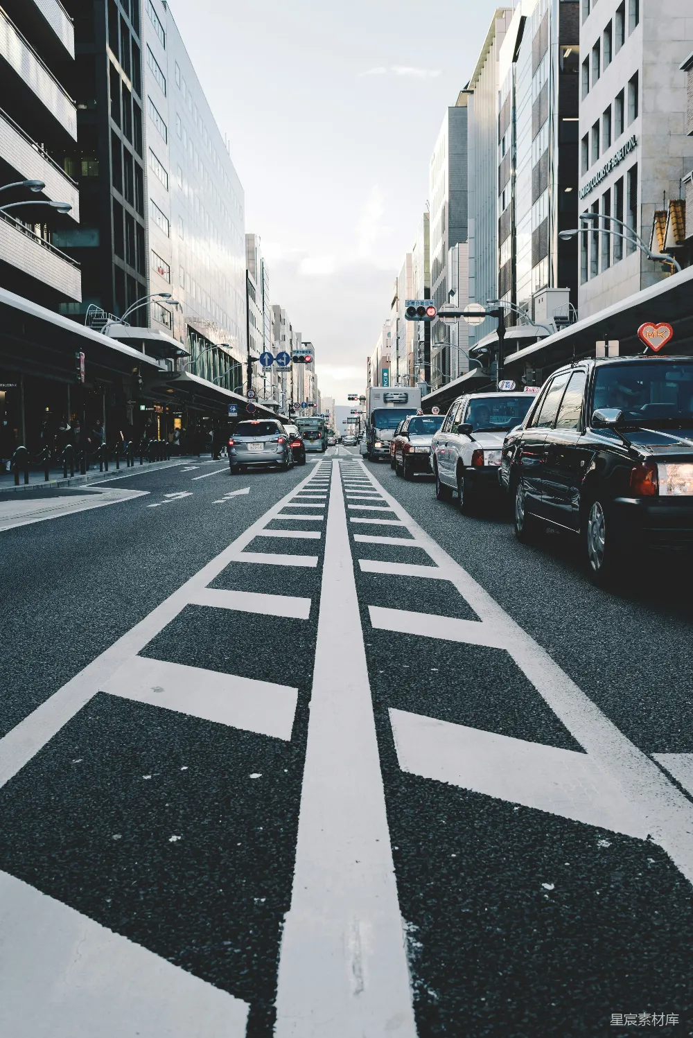 高清摄影 城市 街道 线条 交通 都市 城市街道的线条艺术