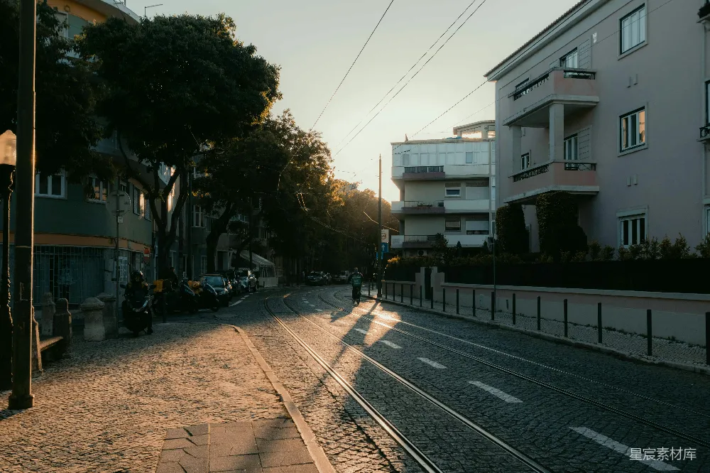 高清摄影 城市 街景 夕阳 建筑 交通 夕阳下的街景