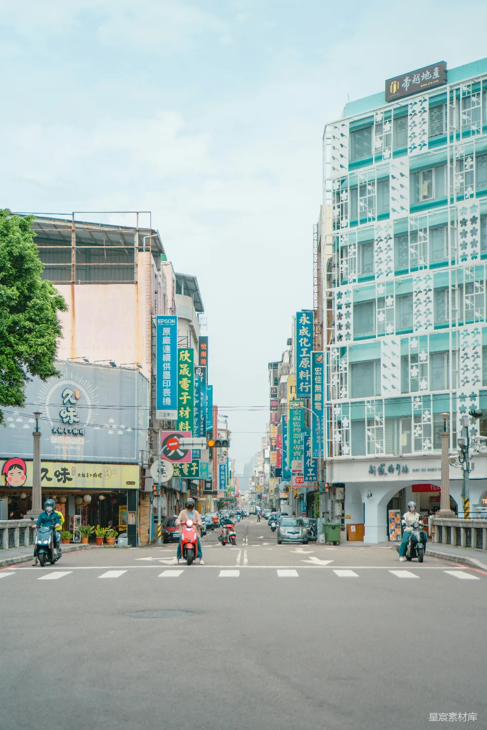 高清摄影 城市 街道 日常 建筑 交通工具 城市街道的日常景象