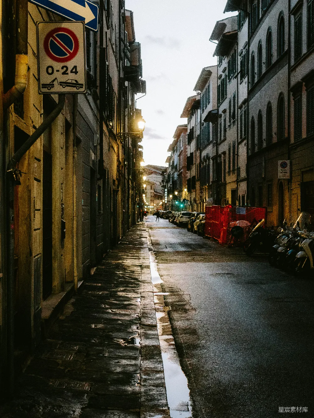 高清摄影 欧洲街道 雨后 黄昏 城市生活 宁静 雨后黄昏的欧洲街道