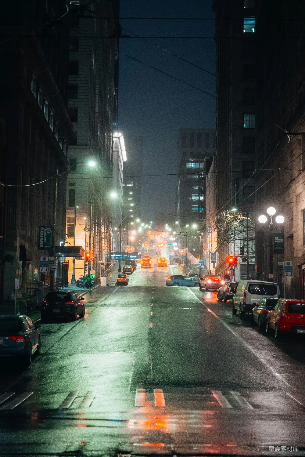 高清摄影 城市 夜景 雨天 街景 灯光 雨夜中的城市街道