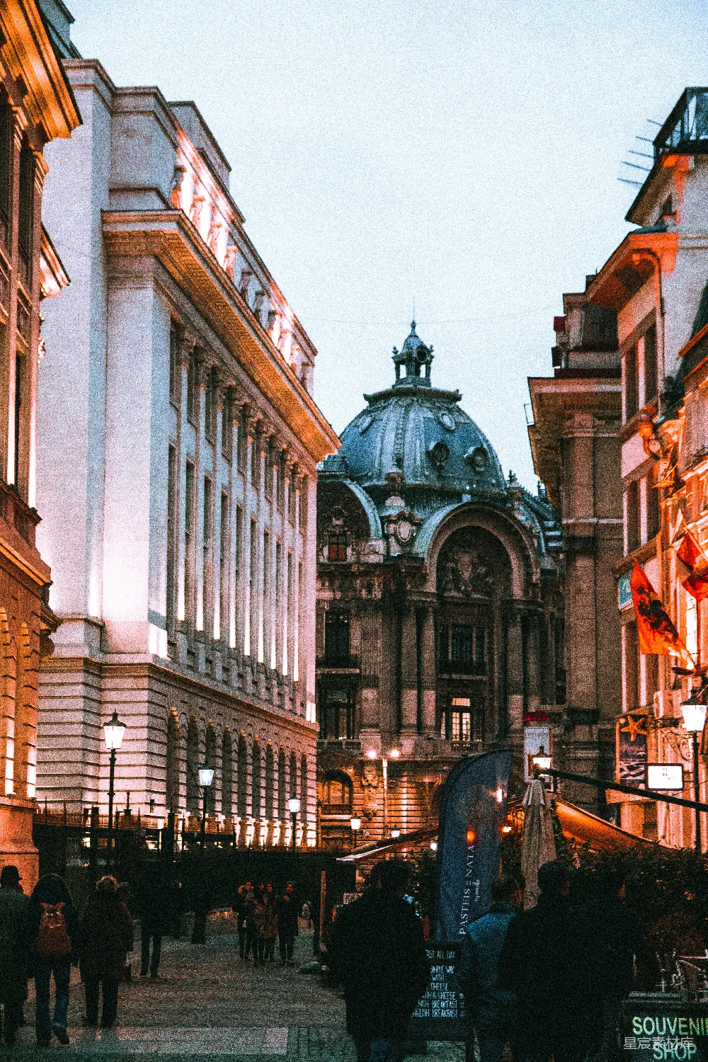 高清摄影 城市 建筑 夜景 复古 旅游 复古建筑的夜晚