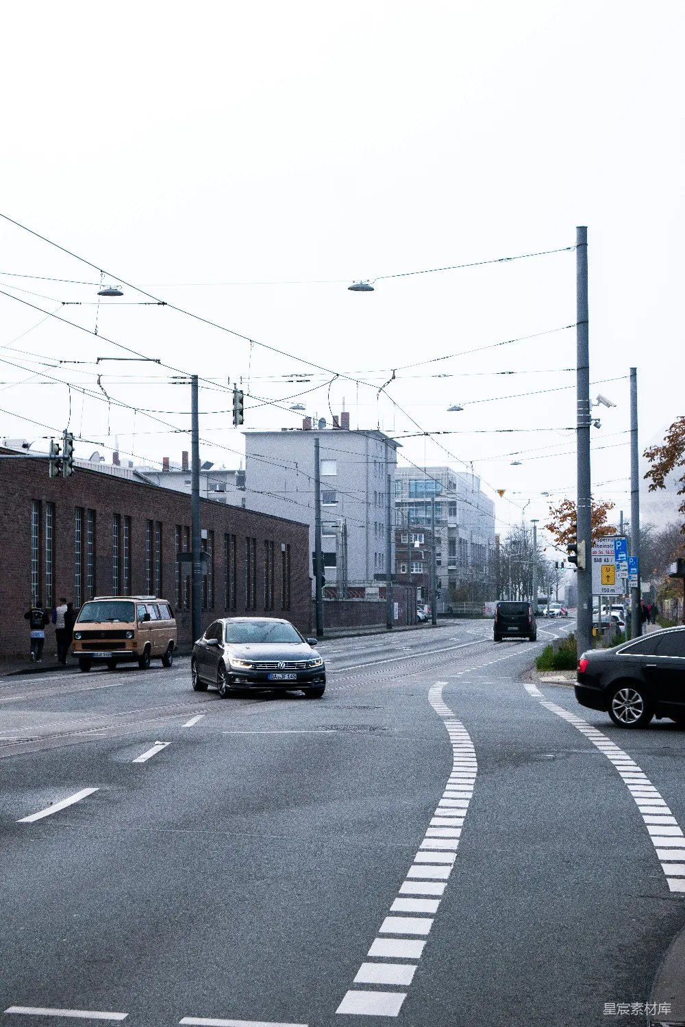 高清摄影 城市 街道 交通 现代 建筑 城市街道上的日常景色
