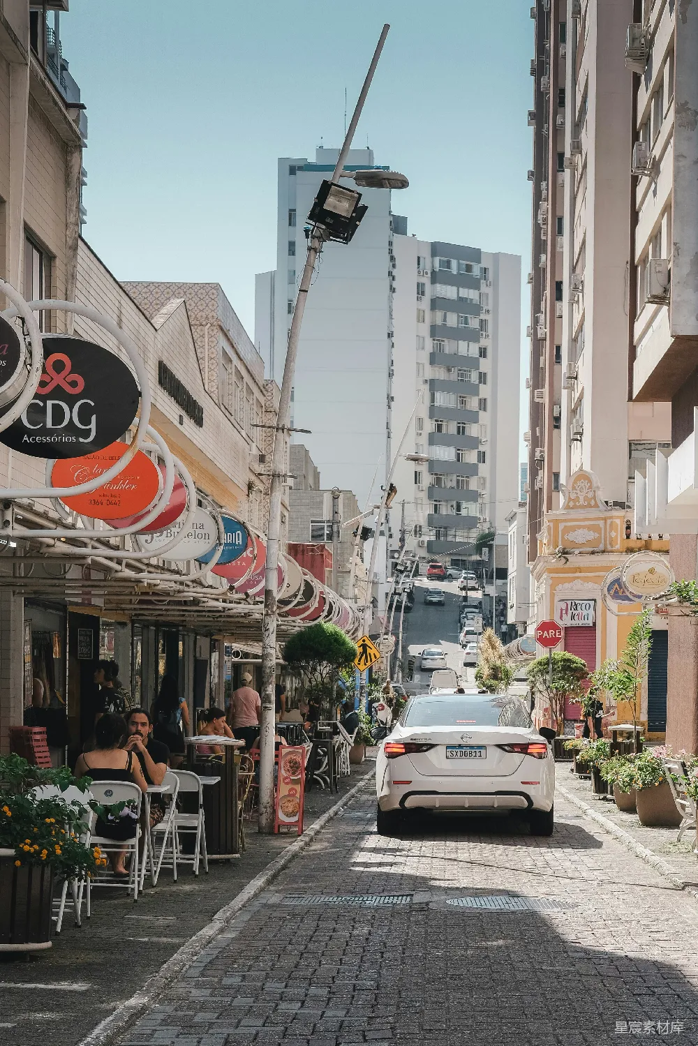 高清摄影 城市 街道 咖啡店 休闲 生活 城市街头的悠闲时光
