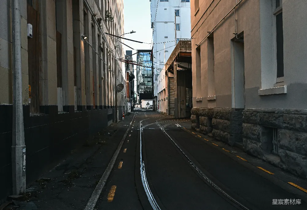高清摄影 巷子 城市 清晨 静谧 建筑 清晨的窄巷