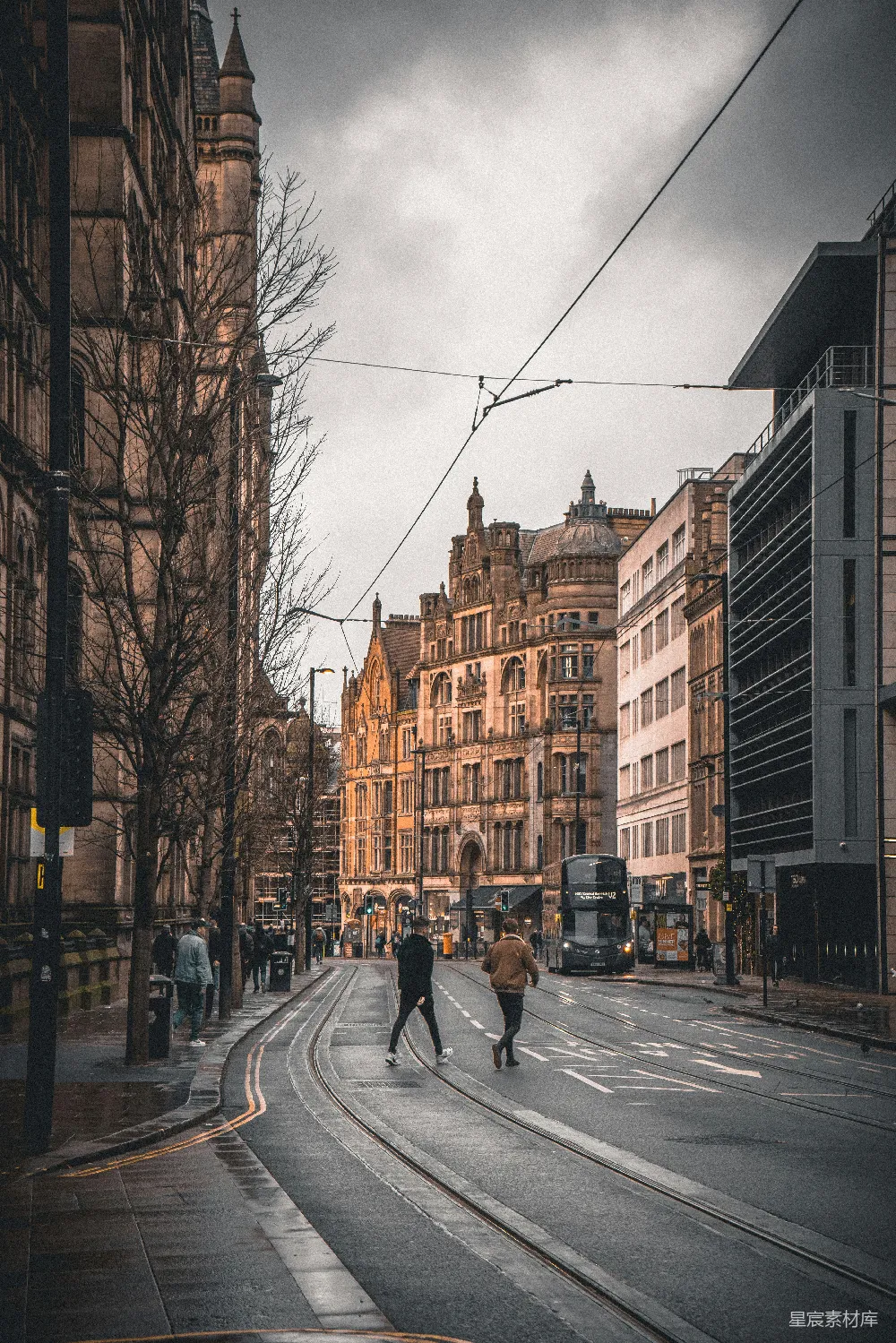 高清摄影 城市 清晨 街道 建筑 生活 城市中的清晨街景